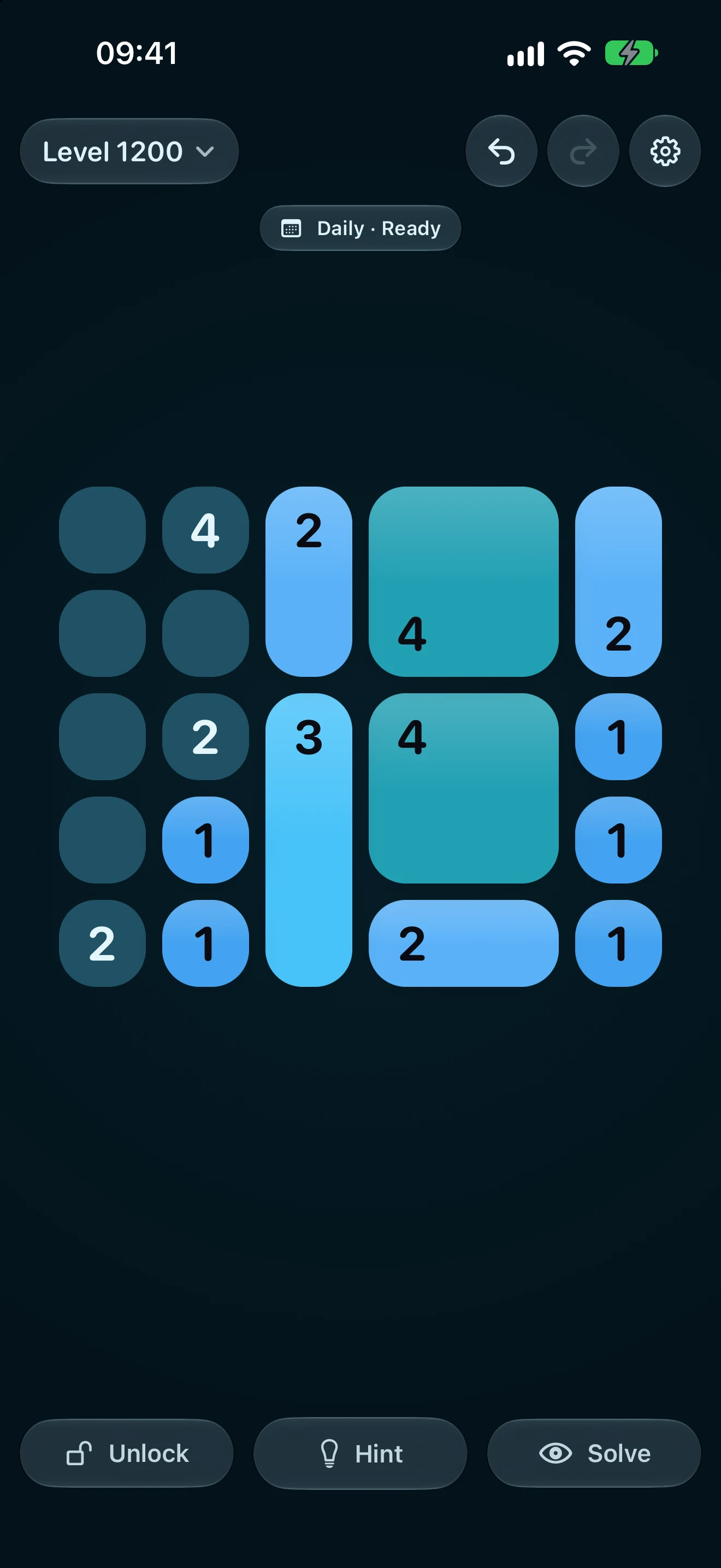 A late-game board in the Lagoon theme, part way through, with empty cells and colored pieces of different rectangular sizes.